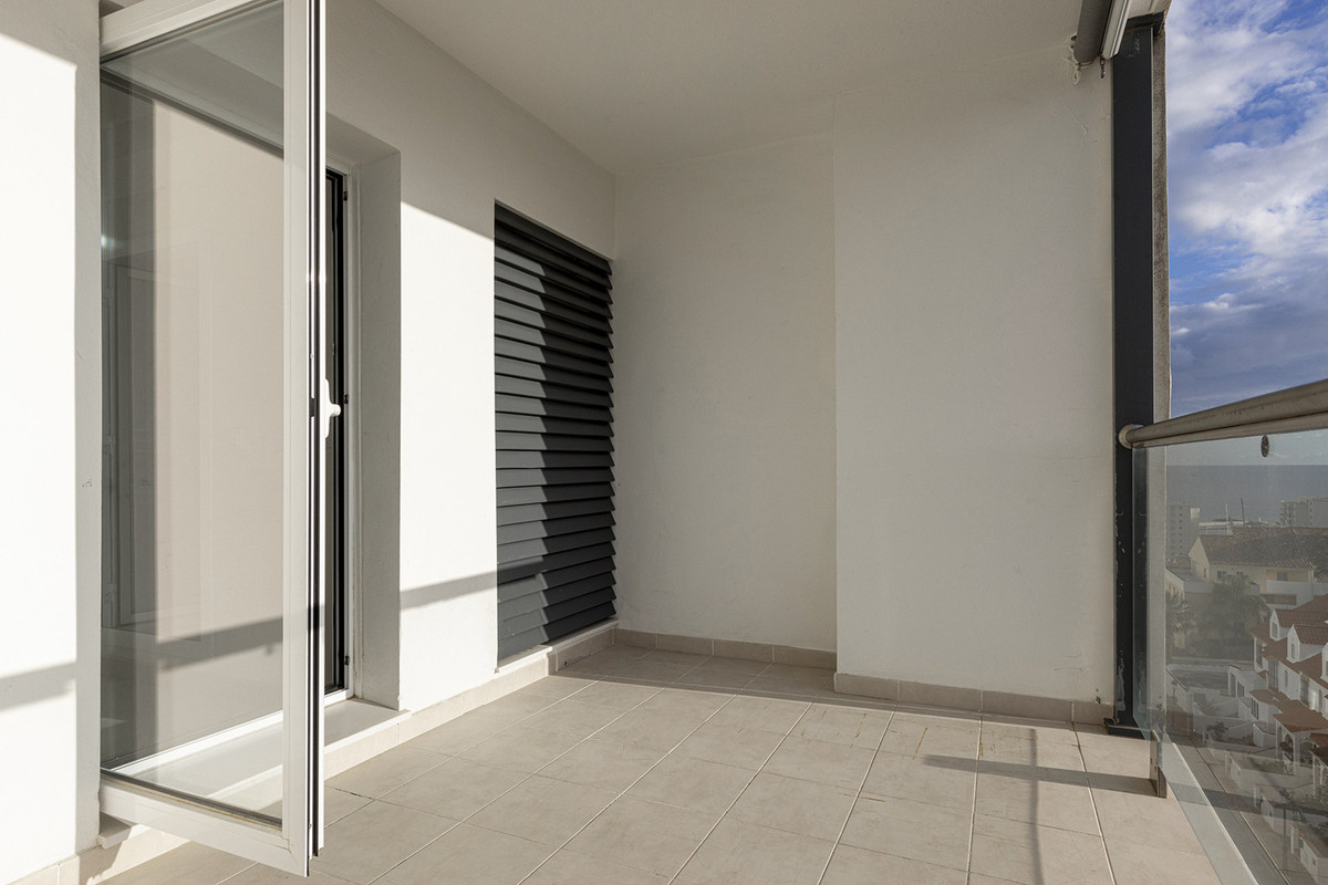 Se vende Apartamento Planta Media de 3 dormitorios en Costa Del Sol, Málaga, España