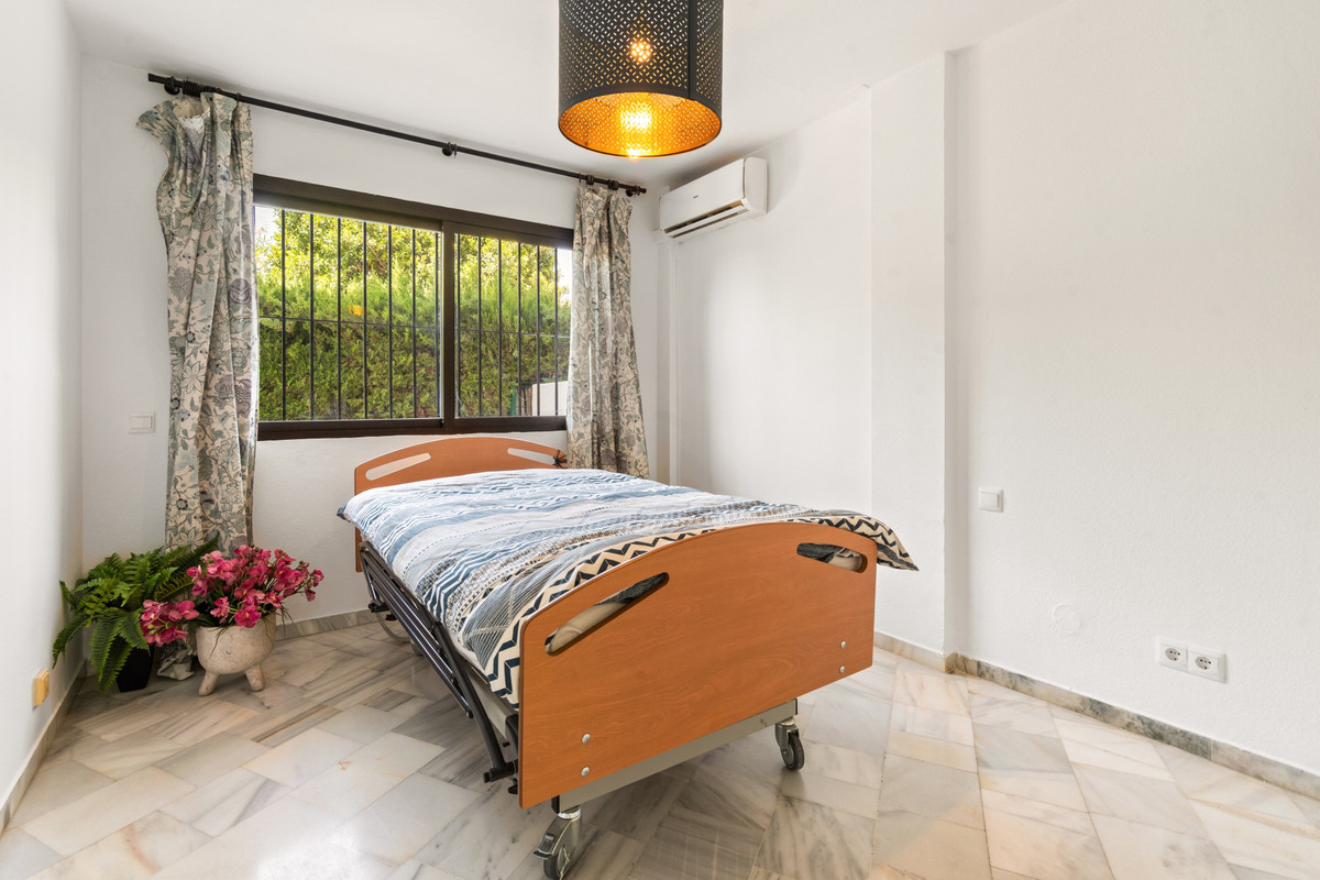 Se vende Apartamento Planta Baja de 2 dormitorios en Costa Del Sol, Málaga, España