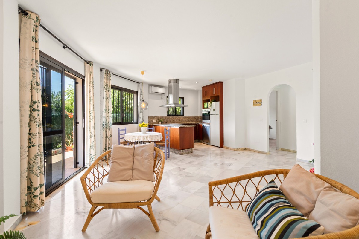 Se vende Apartamento Planta Baja de 2 dormitorios en Costa Del Sol, Málaga, España