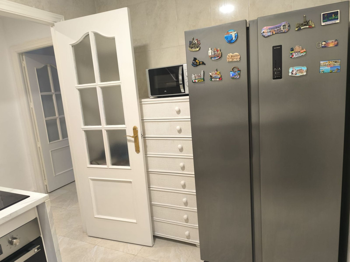 3 Bed Apartment for sale in Marbella Costa Del Sol, Málaga, Spain