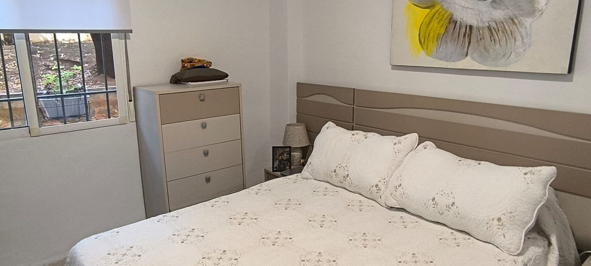 3 Bed Apartment for sale in Marbella Costa Del Sol, Málaga, Spain
