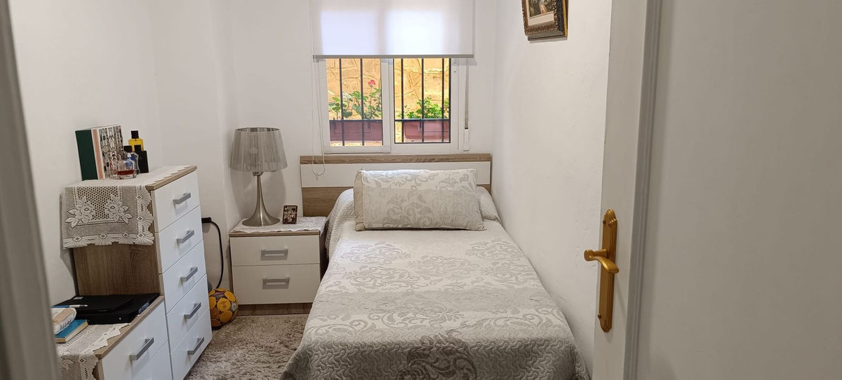 3 Bed Apartment for sale in Marbella Costa Del Sol, Málaga, Spain