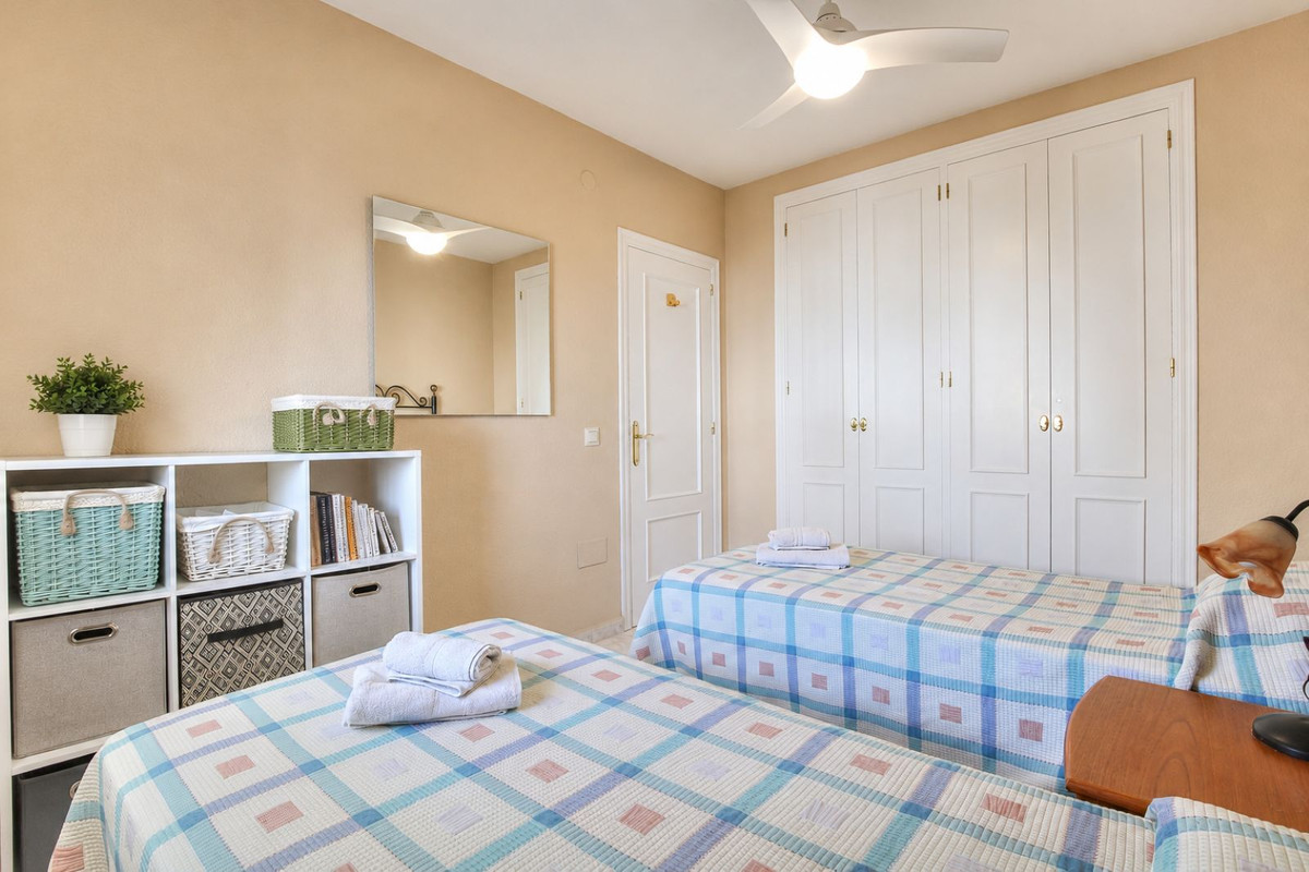 2 Bed Apartment for sale in Cerros Del Aguila Costa Del Sol, Málaga, Spain