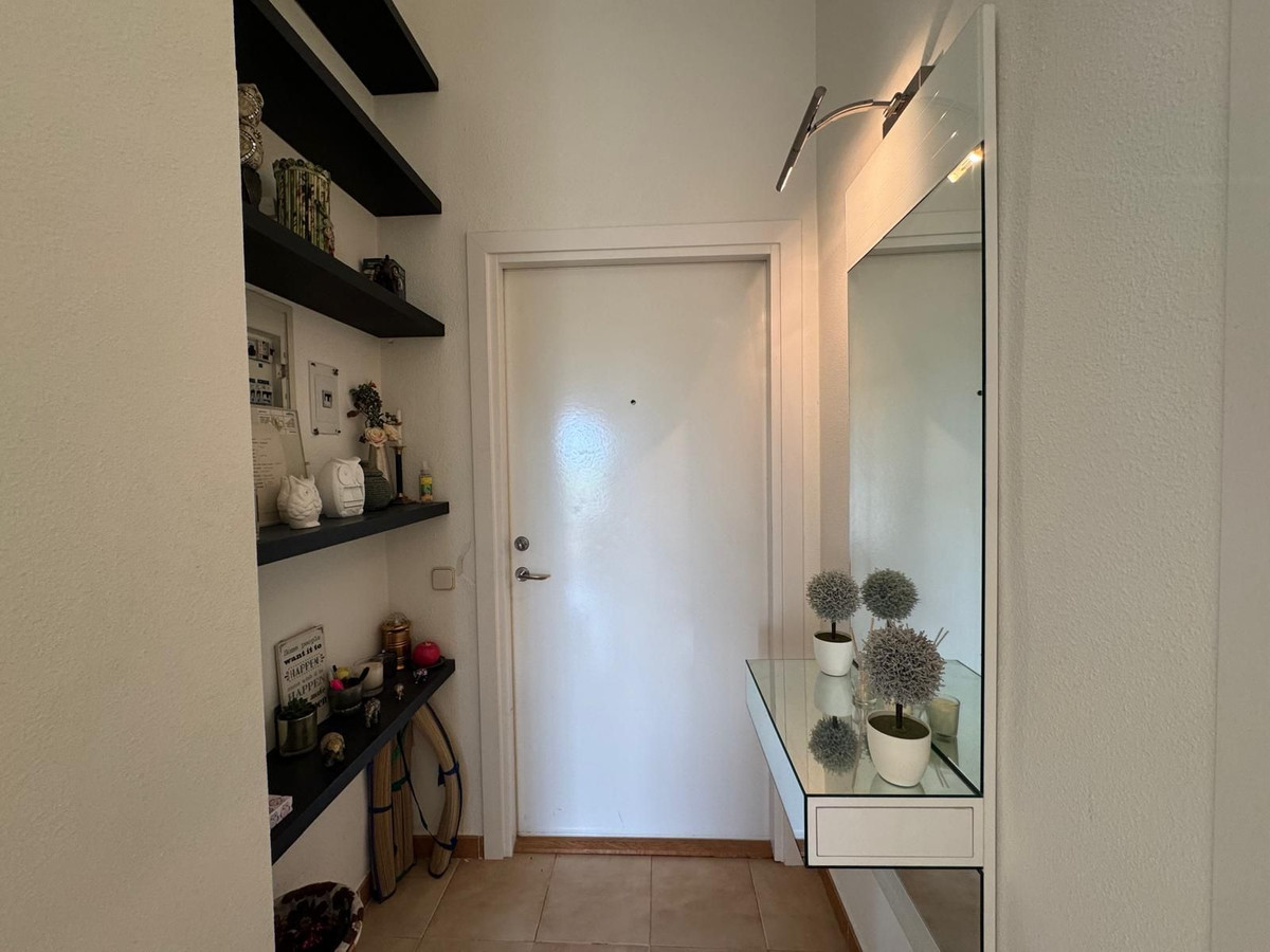 2 Bed Apartment for sale in Atalaya Costa Del Sol, Málaga, Spain