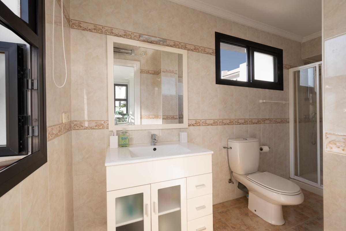 2 Bed Apartment for sale in Puerto Banús Costa Del Sol, Málaga, Spain