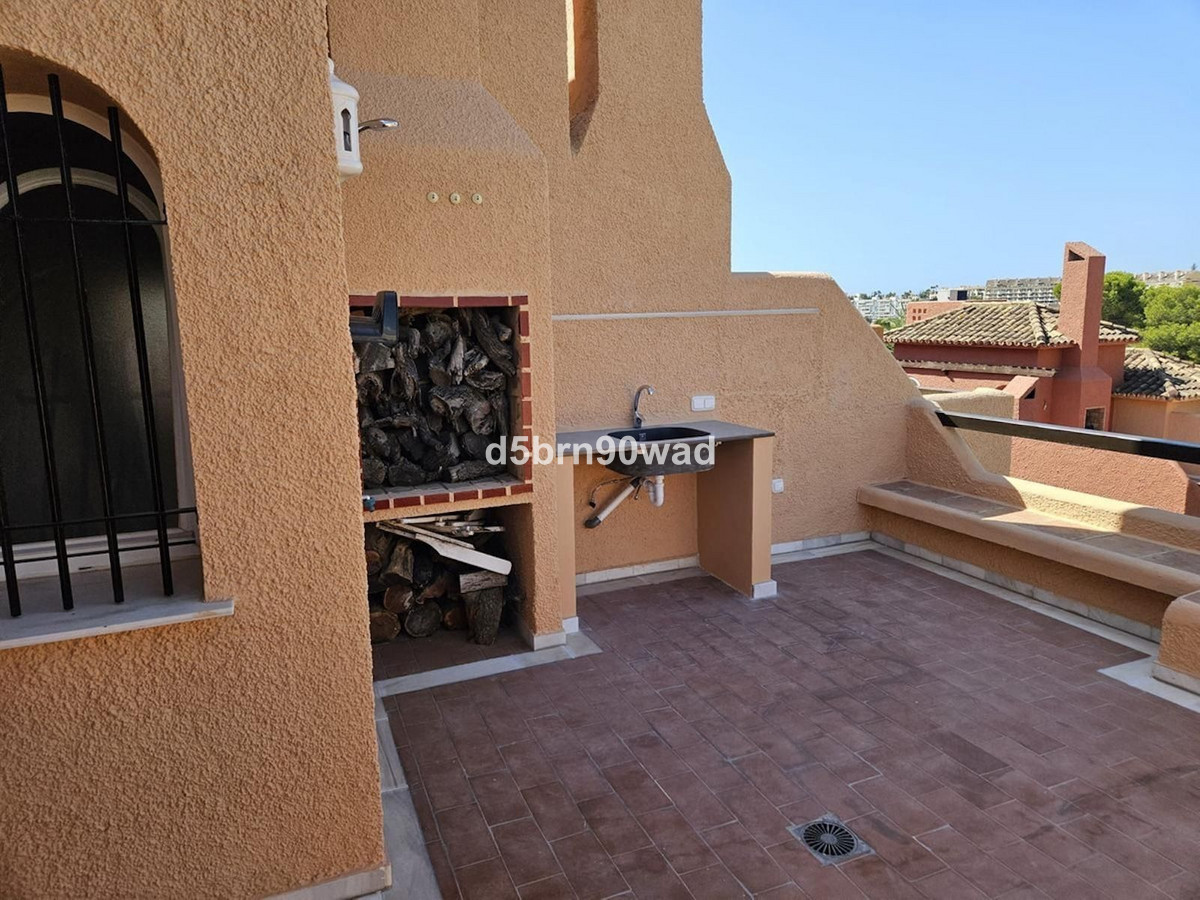 3 Bed Townhouse for sale in Atalaya Costa Del Sol, Málaga, Spain