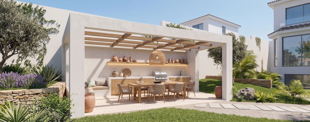 4 Bed Townhouse for sale in Torrenueva Costa Del Sol, Málaga, Spain