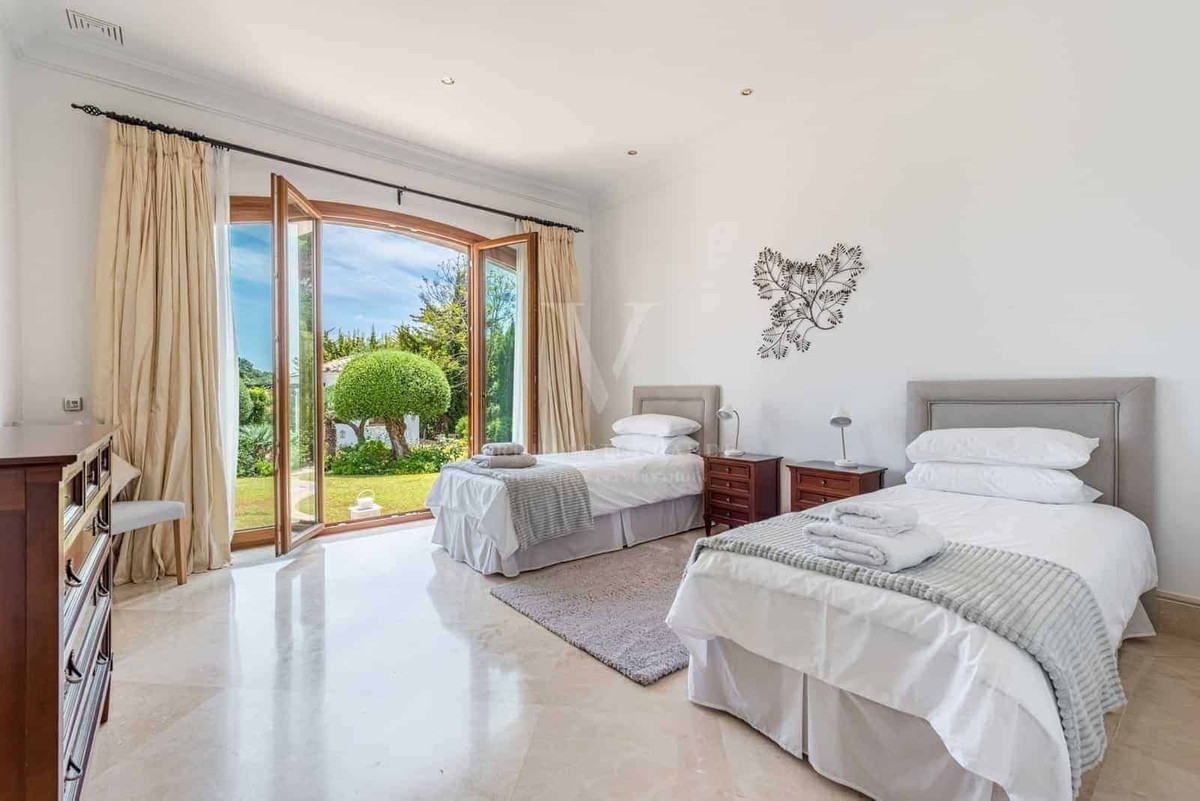 7 Bed Townhouse for sale in Sotogrande Alto Costa Del Sol, Cádiz, Spain