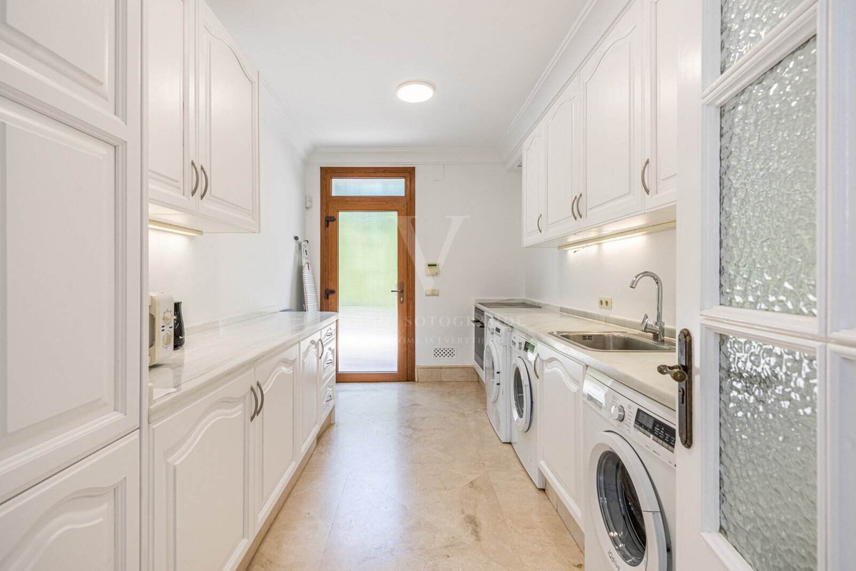 7 Bed Townhouse for sale in Sotogrande Alto Costa Del Sol, Cádiz, Spain