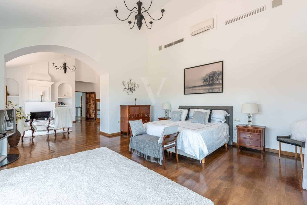 7 Bed Townhouse for sale in Sotogrande Alto Costa Del Sol, Cádiz, Spain