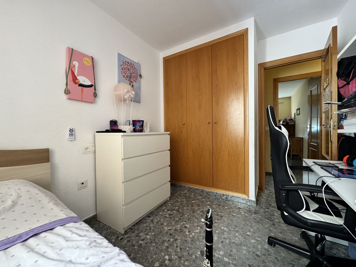 3 Bed Apartment for sale in Estepona Costa Del Sol, Málaga, Spain