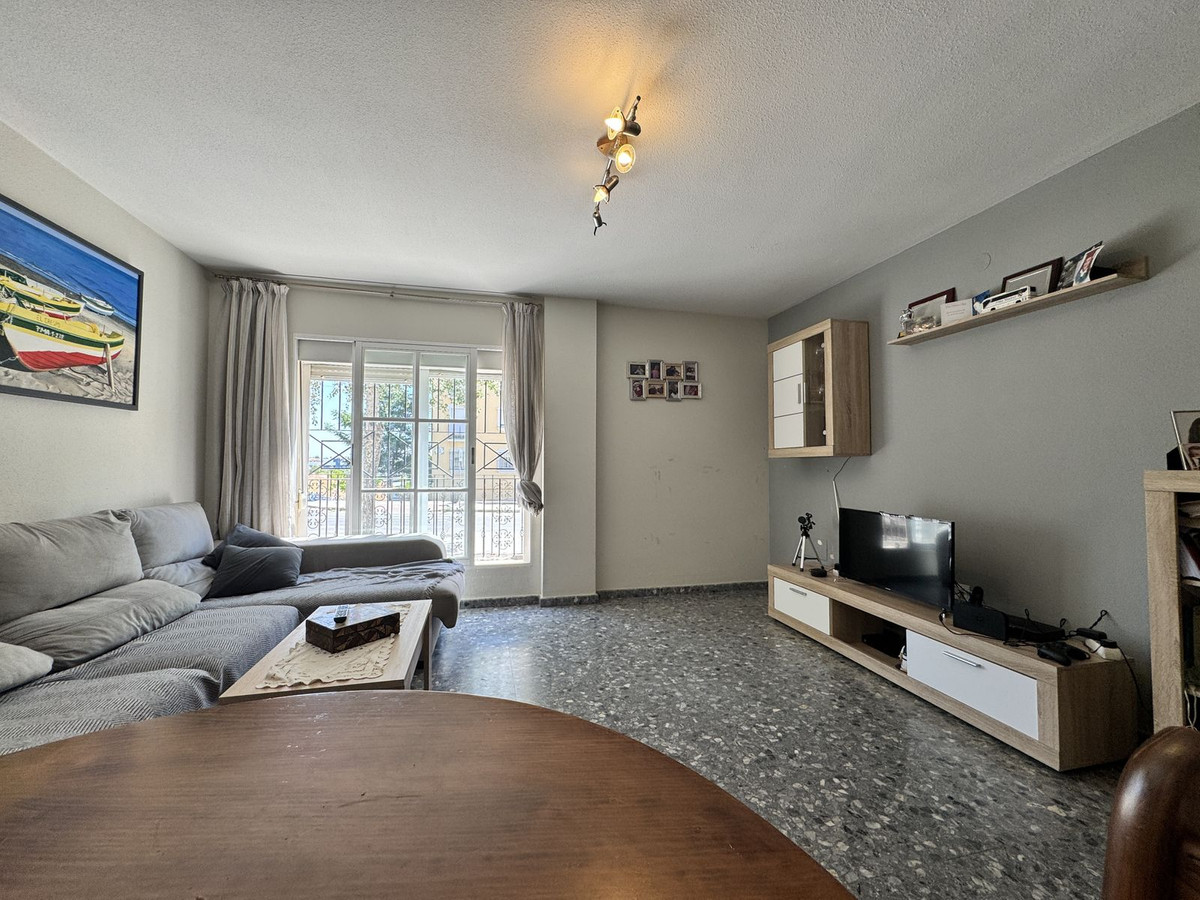 3 Bed Apartment for sale in Estepona Costa Del Sol, Málaga, Spain