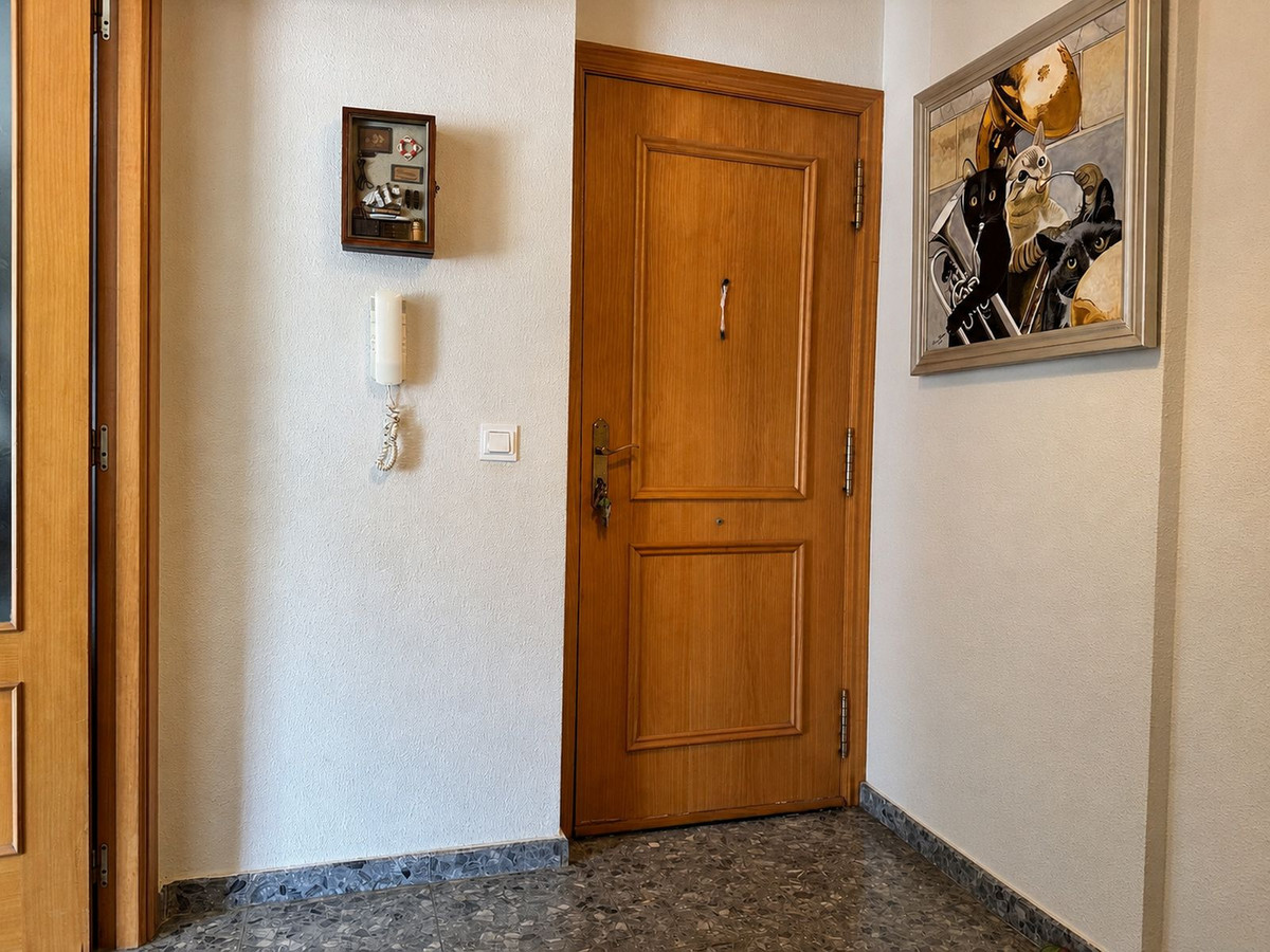 3 Bed Apartment for sale in Estepona Costa Del Sol, Málaga, Spain