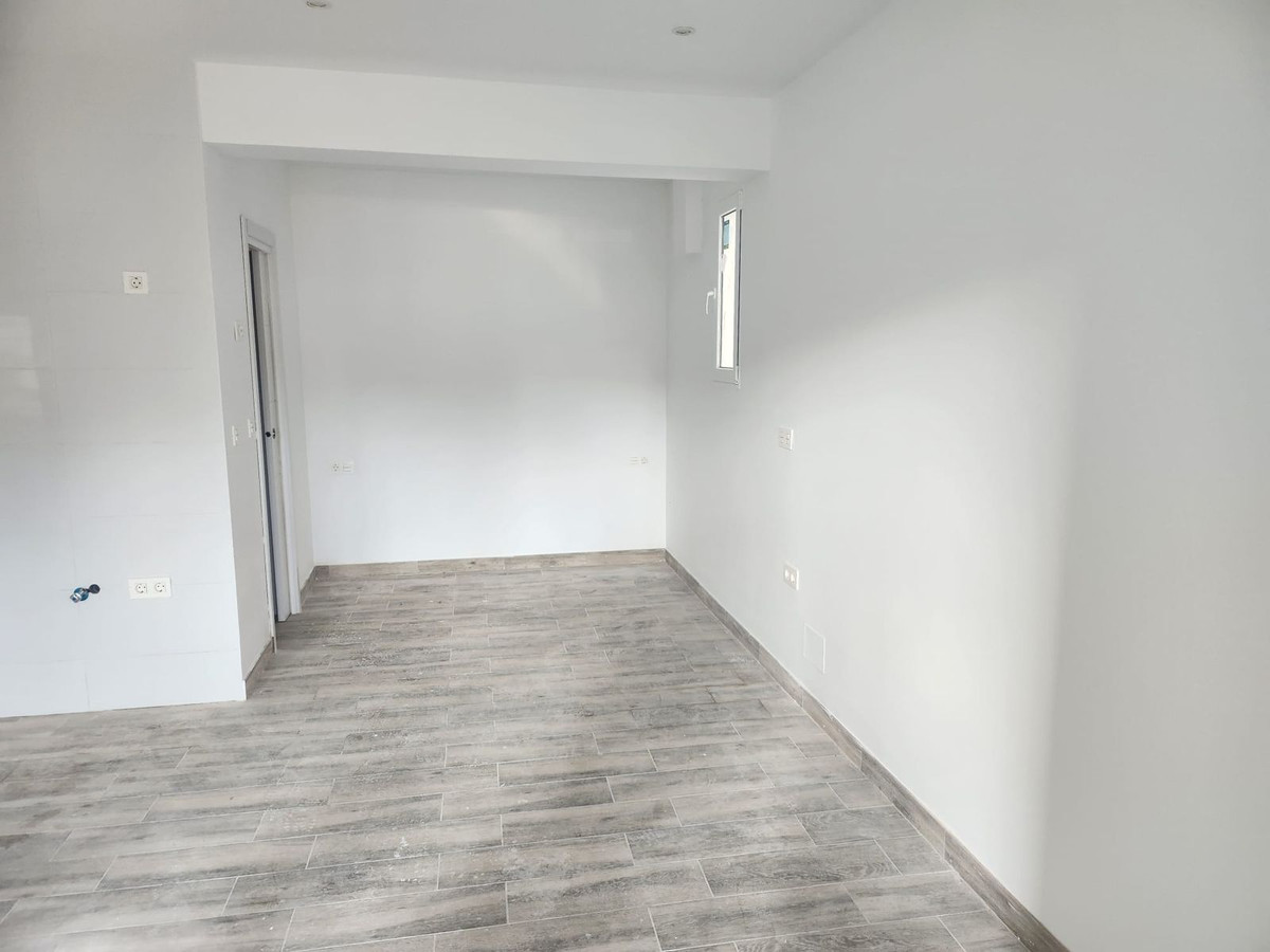 Apartment for sale in Torremolinos Costa Del Sol, Málaga, Spain