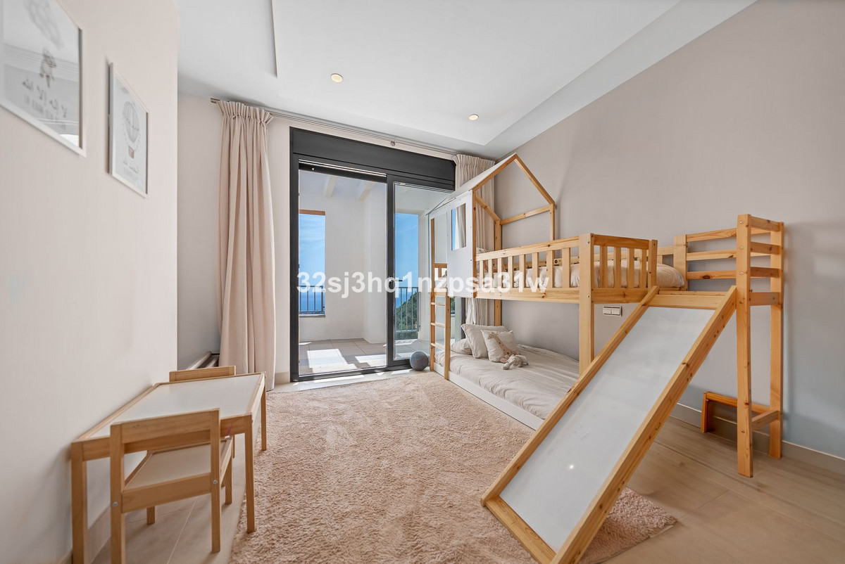 3 Bed Apartment for sale in Altos De Los Monteros Costa Del Sol, Málaga, Spain