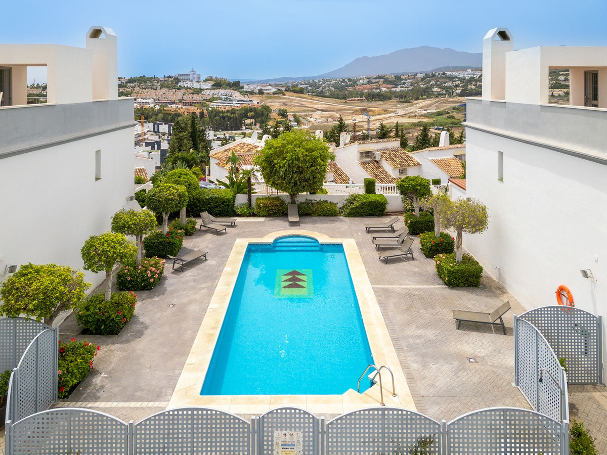 Se vende Adosada de 4 dormitorios en Costa Del Sol, Málaga, España