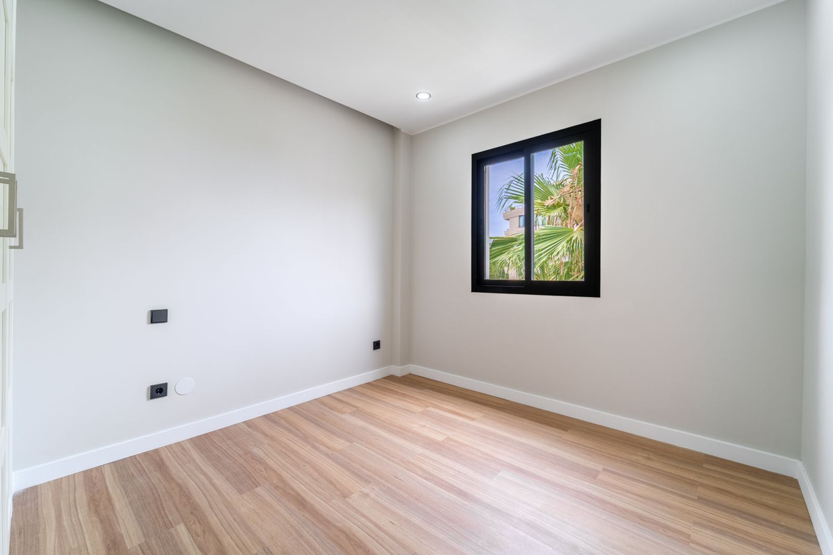 Se vende Adosada de 4 dormitorios en Costa Del Sol, Málaga, España