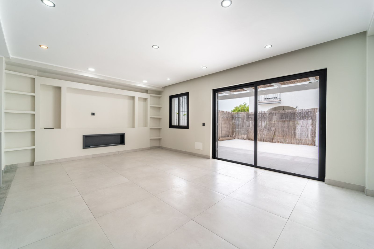 Se vende Adosada de 4 dormitorios en Costa Del Sol, Málaga, España