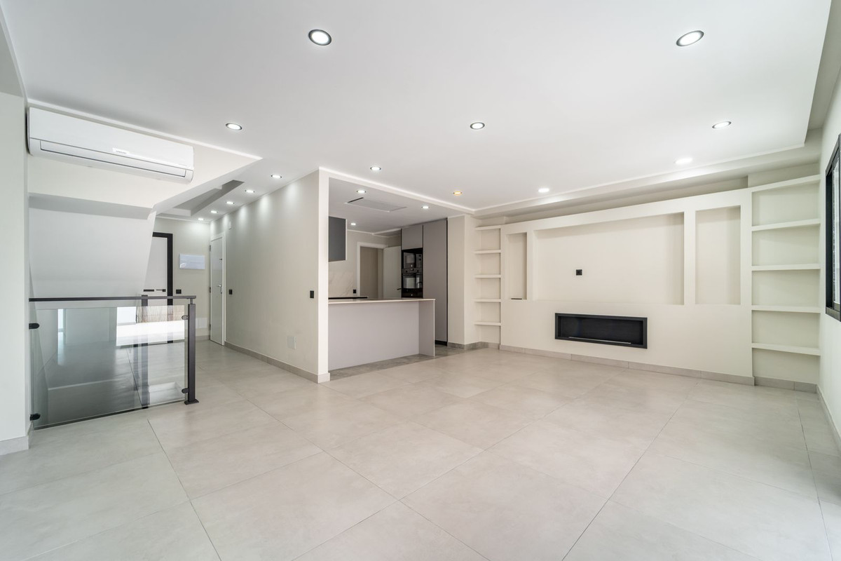 Se vende Adosada de 4 dormitorios en Costa Del Sol, Málaga, España