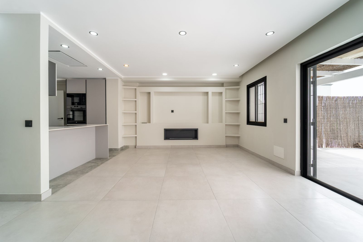 Se vende Adosada de 4 dormitorios en Costa Del Sol, Málaga, España