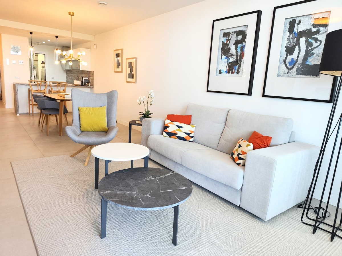 2 Bed Apartment for sale in Benalmadena Costa Del Sol, Málaga, Spain