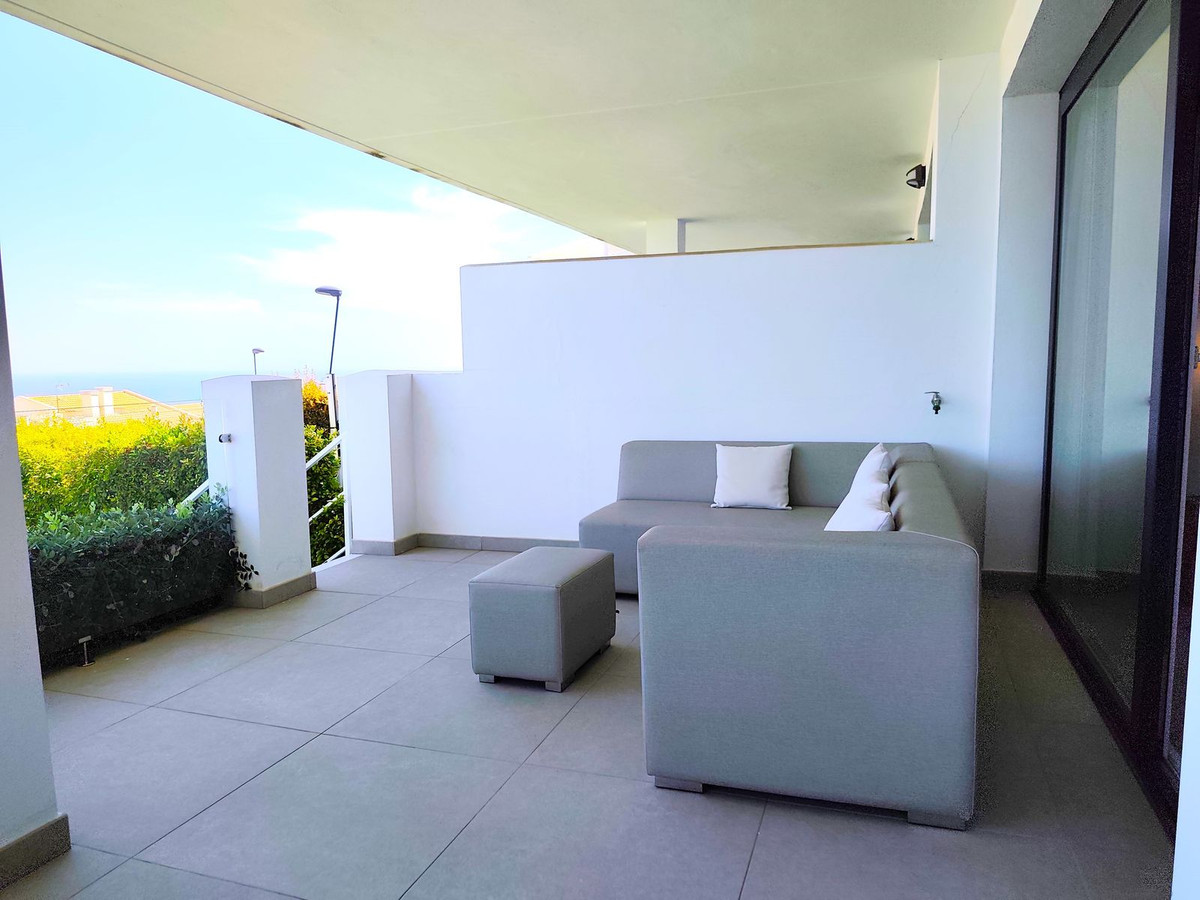 2 Bed Apartment for sale in Benalmadena Costa Del Sol, Málaga, Spain