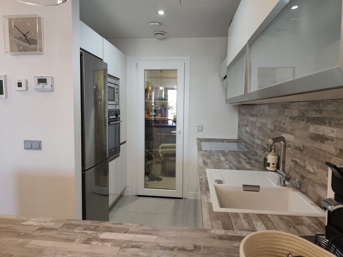 2 Bed Apartment for sale in Benalmadena Costa Del Sol, Málaga, Spain