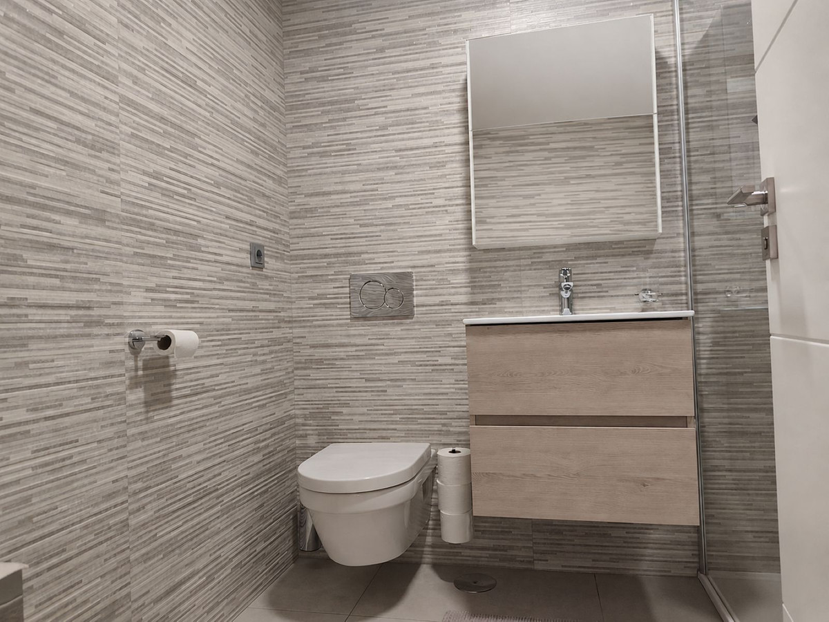 2 Bed Apartment for sale in Benalmadena Costa Del Sol, Málaga, Spain