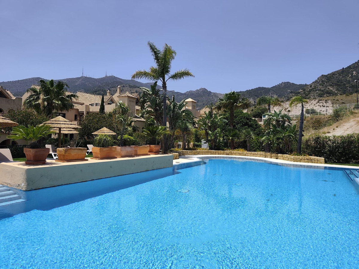 2 Bed Apartment for sale in Benalmadena Costa Del Sol, Málaga, Spain