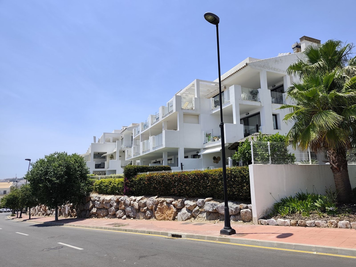 2 Bed Apartment for sale in Benalmadena Costa Del Sol, Málaga, Spain