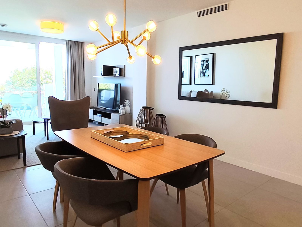 2 Bed Apartment for sale in Benalmadena Costa Del Sol, Málaga, Spain