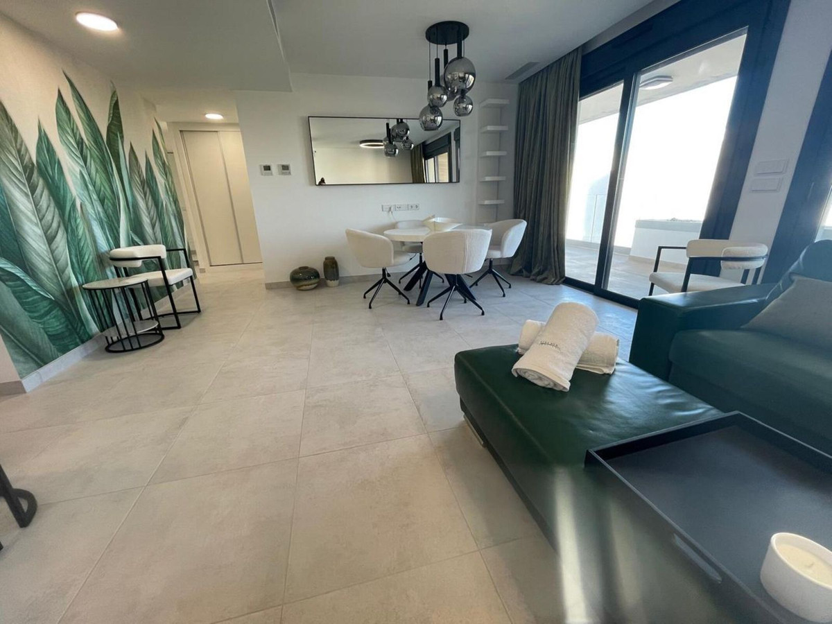 Se vende Apartamento Planta Media de 3 dormitorios en Costa Del Sol, Málaga, España