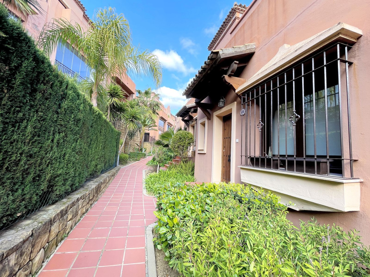 3 Bed Townhouse for sale in Estepona Costa Del Sol, Málaga, Spain