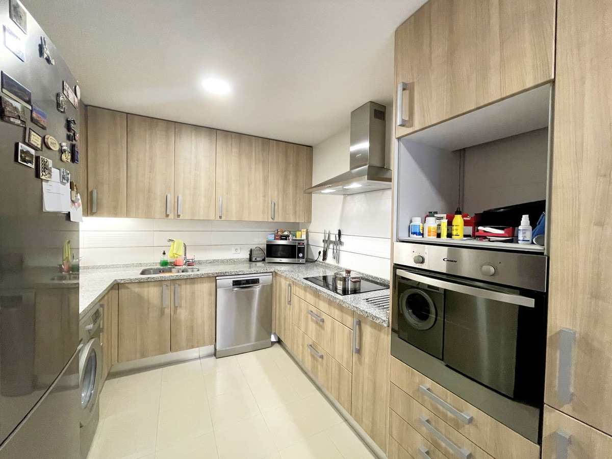 3 Bed Townhouse for sale in Estepona Costa Del Sol, Málaga, Spain