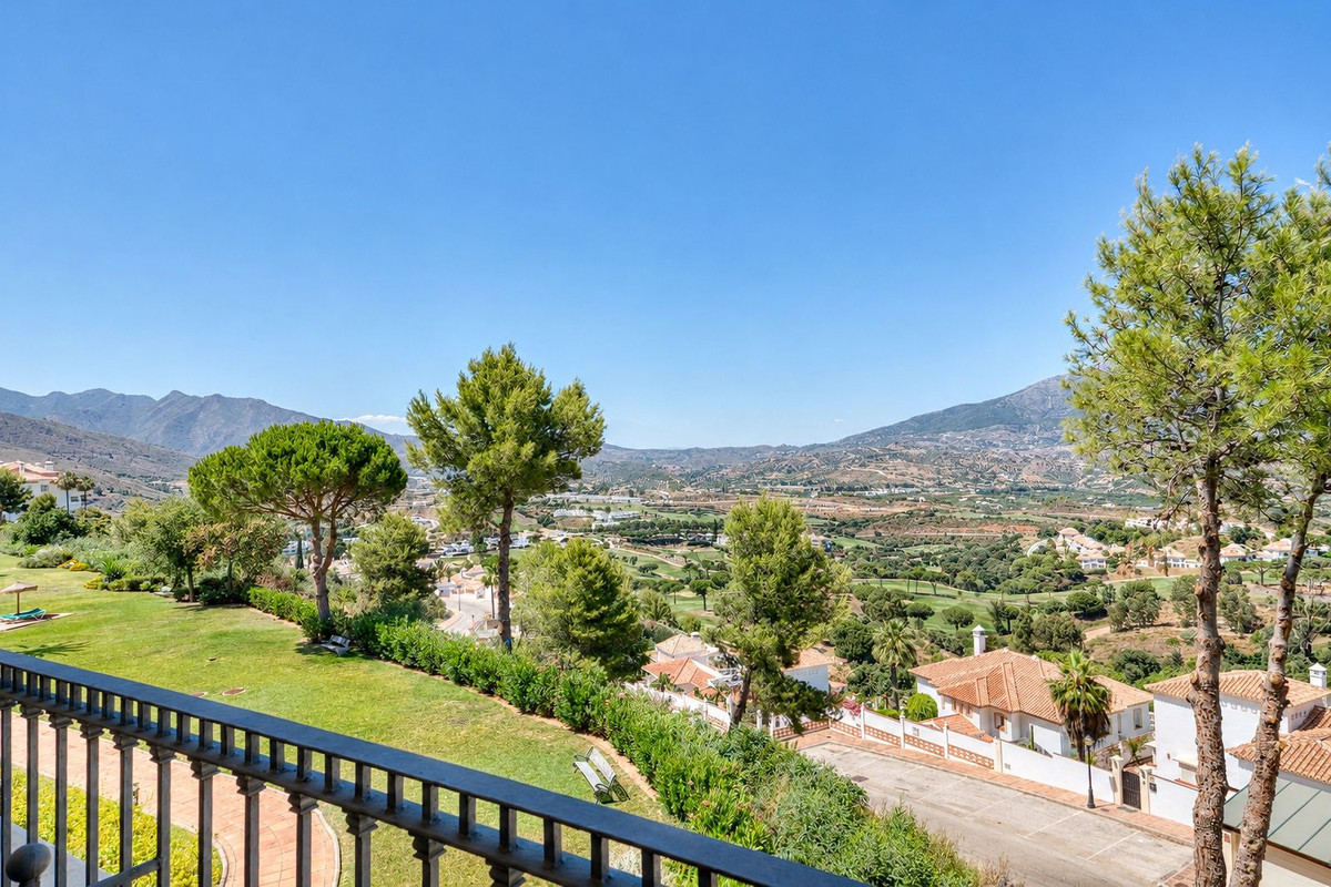 3 Bed Apartment for sale in La Cala Golf Costa Del Sol, Málaga, Spain