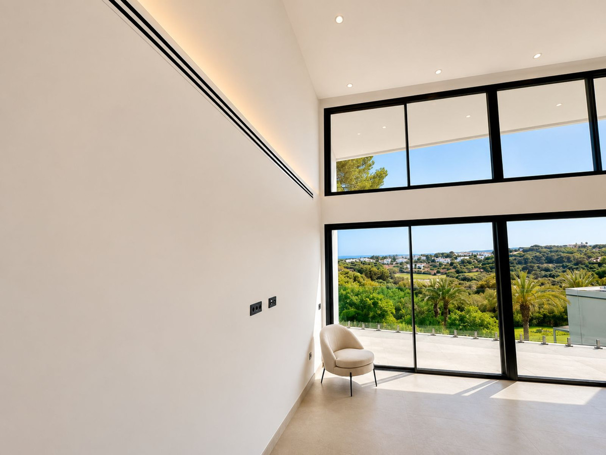 5 Bed Townhouse for sale in Sotogrande Alto Costa Del Sol, Cádiz, Spain
