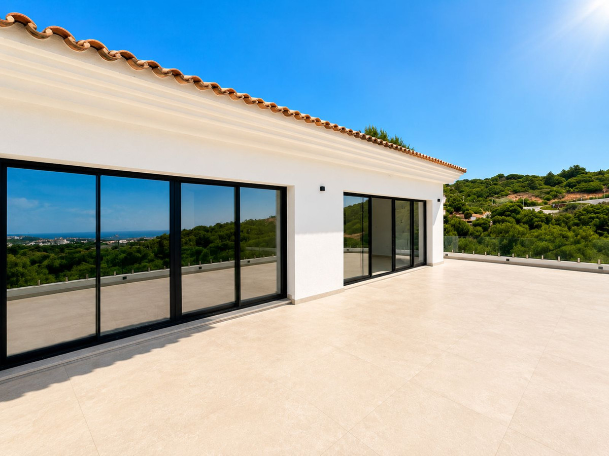 5 Bed Townhouse for sale in Sotogrande Alto Costa Del Sol, Cádiz, Spain