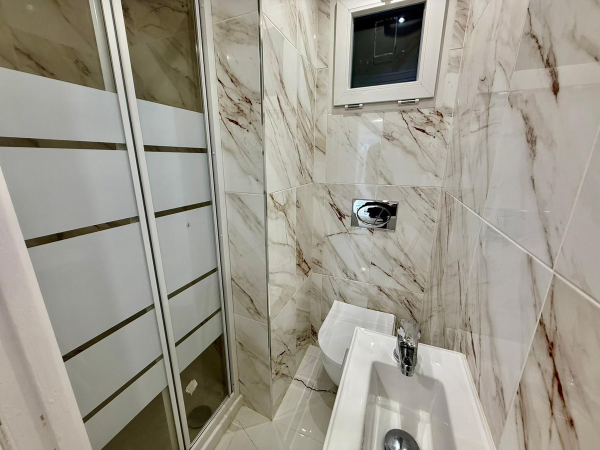 2 Bed Apartment for sale in Marbella Costa Del Sol, Málaga, Spain