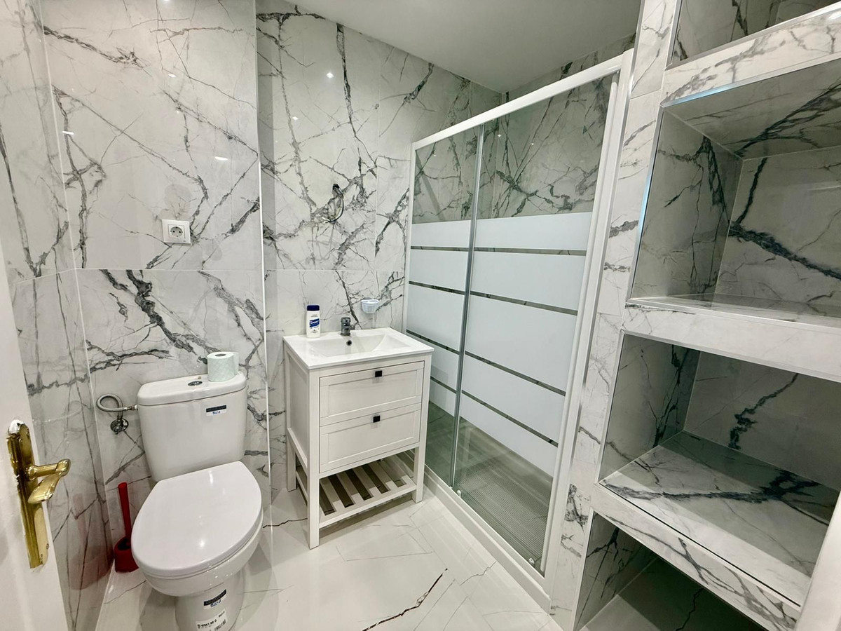 2 Bed Apartment for sale in Marbella Costa Del Sol, Málaga, Spain