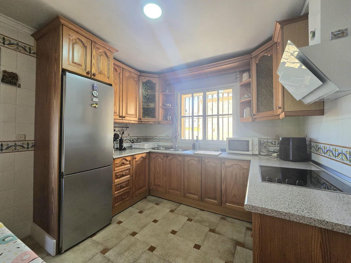 4 Bed Townhouse for sale in Puerto De La Torre Costa Del Sol, Málaga, Spain