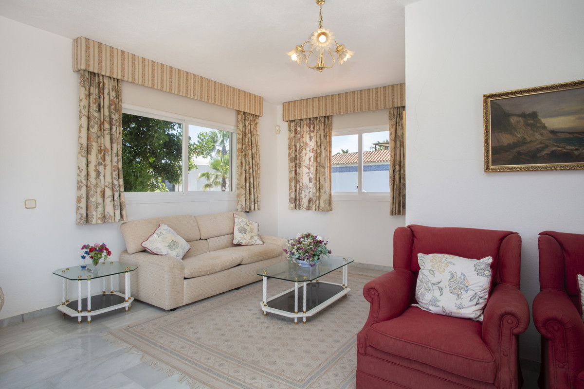 4 Bed Townhouse for sale in Guadalmina Baja Costa Del Sol, Málaga, Spain