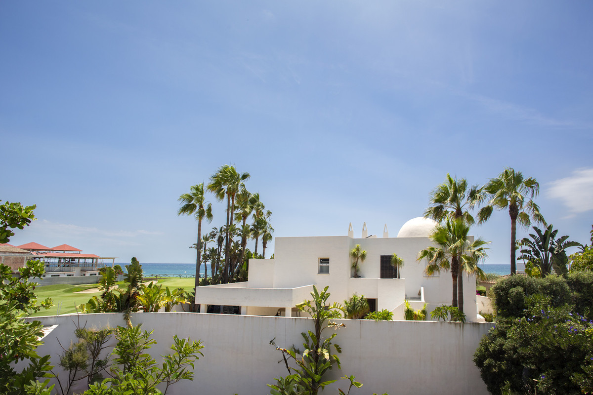 4 Bed Townhouse for sale in Guadalmina Baja Costa Del Sol, Málaga, Spain