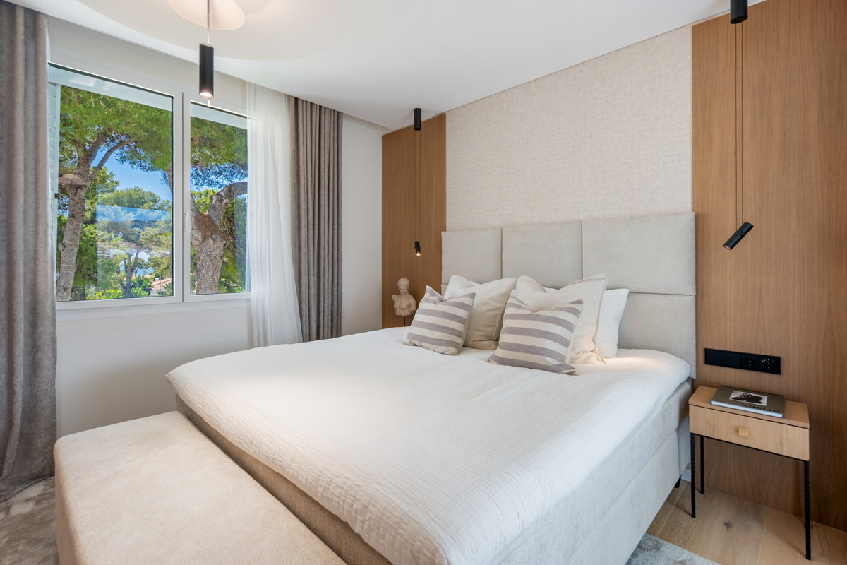 3 Bed Apartment for sale in Los Monteros Costa Del Sol, Málaga, Spain