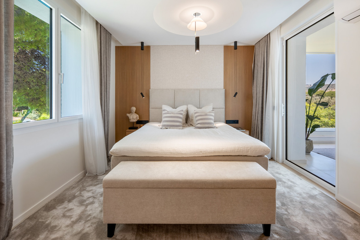 3 Bed Apartment for sale in Los Monteros Costa Del Sol, Málaga, Spain