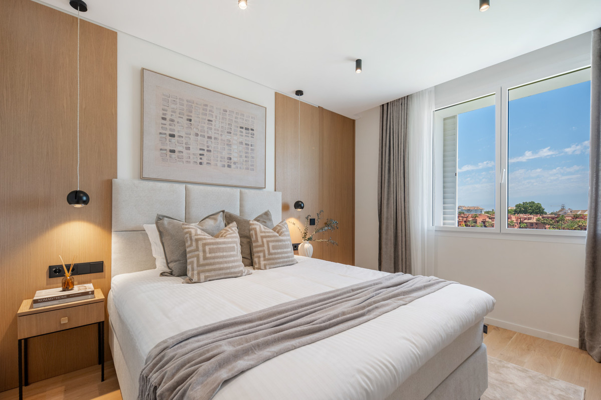 3 Bed Apartment for sale in Los Monteros Costa Del Sol, Málaga, Spain