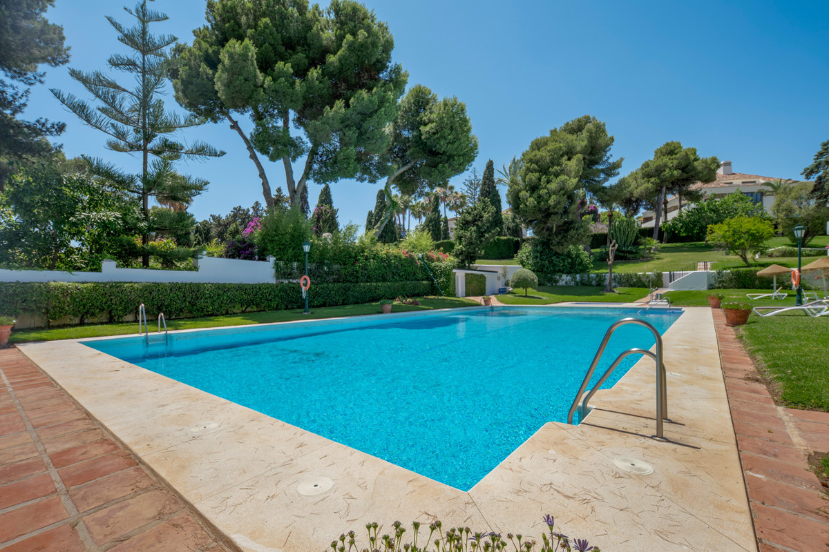 3 Bed Apartment for sale in Los Monteros Costa Del Sol, Málaga, Spain