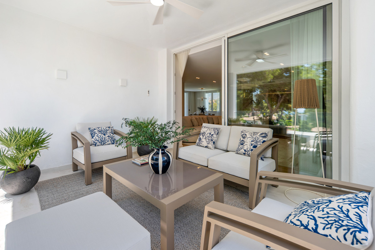 3 Bed Apartment for sale in Los Monteros Costa Del Sol, Málaga, Spain