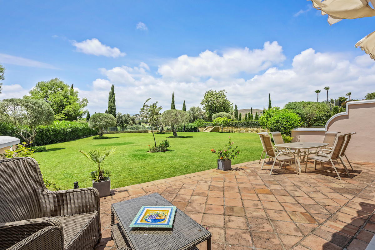 1 Bed Apartment for sale in Los Flamingos Costa Del Sol, Málaga, Spain