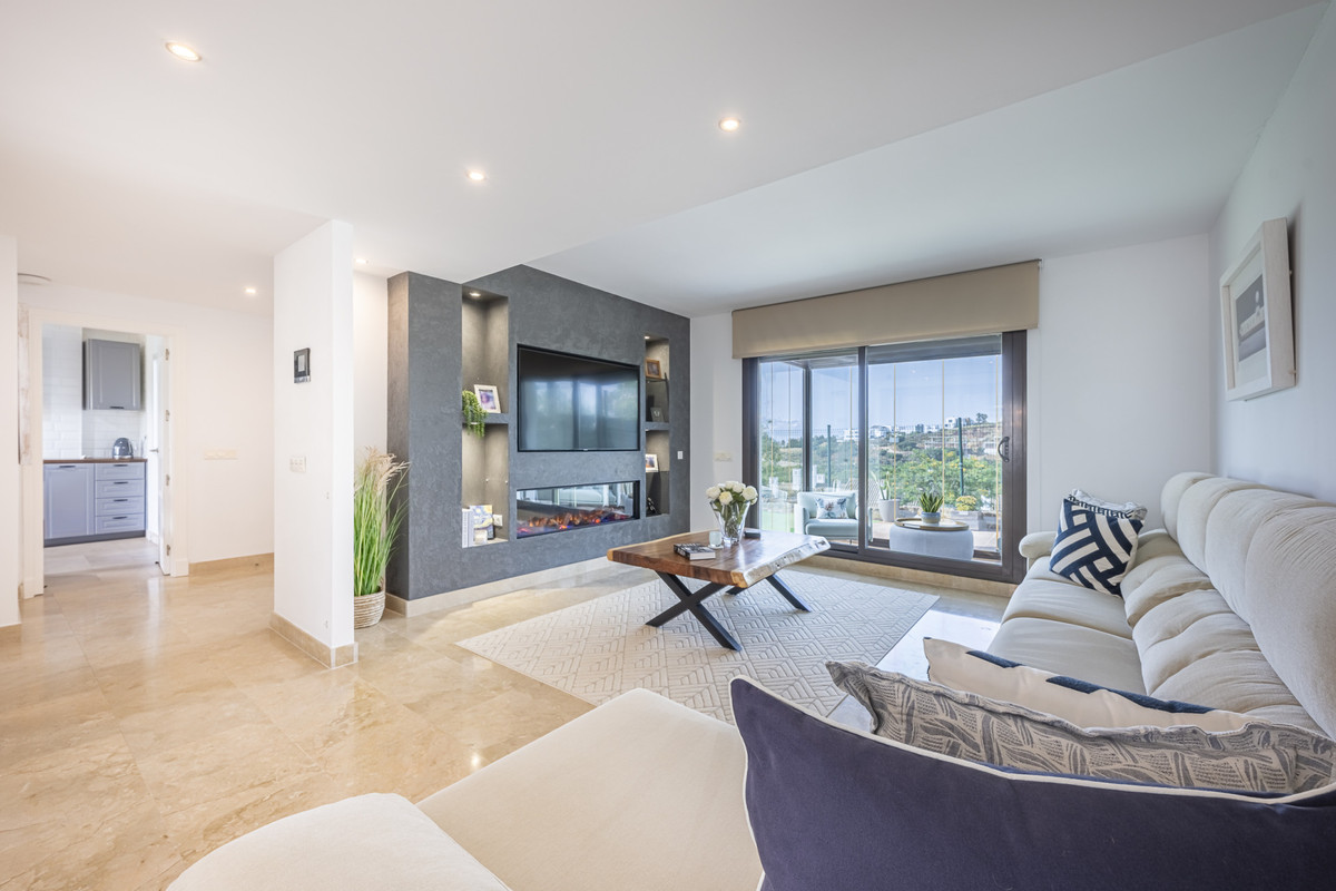 3 Bed Townhouse for sale in La Alcaidesa Costa Del Sol, Cádiz, Spain