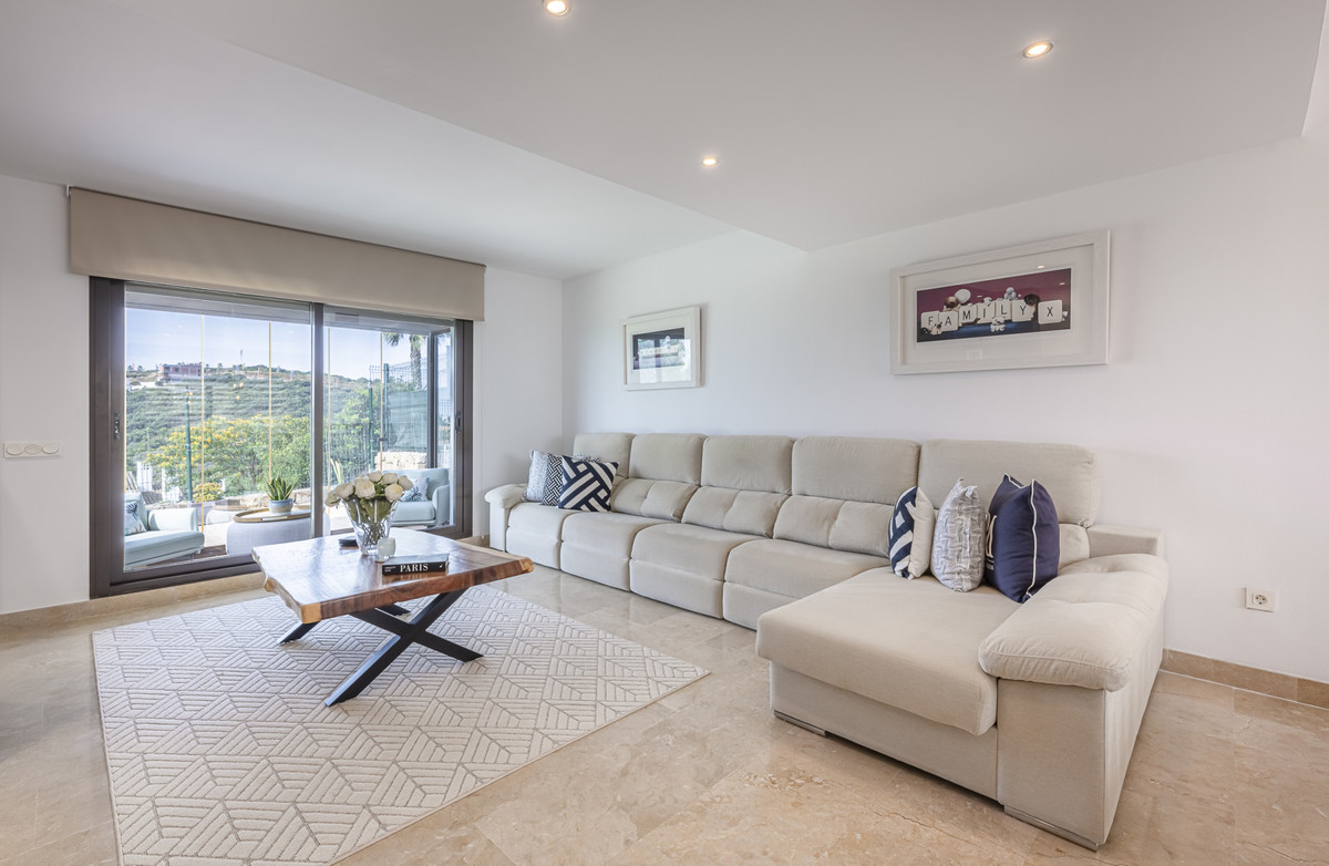 3 Bed Townhouse for sale in La Alcaidesa Costa Del Sol, Cádiz, Spain